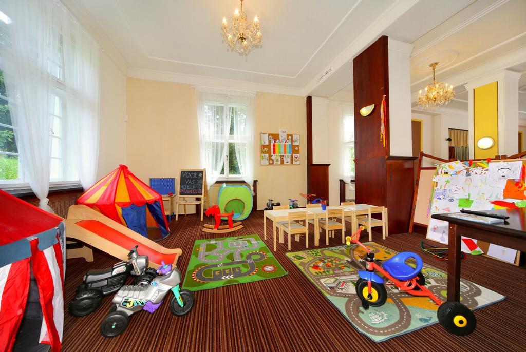 Palace Club Шпиндлерув-Млин Экстерьер фото